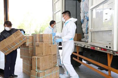 愛心傳遞，企業(yè)擔(dān)當(dāng) 日送三千包子與萬(wàn)斤蔬菜，免費(fèi)援助暖人心